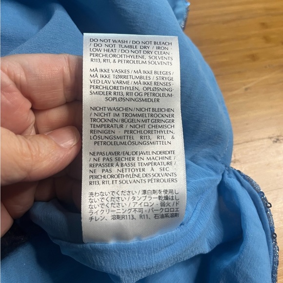 EUC Stine Goya- Isha Tunic in Color Hydrangea. Size M - Picture 6 of 9